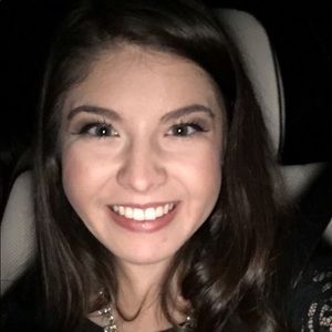 Meet your Posher, Hailey